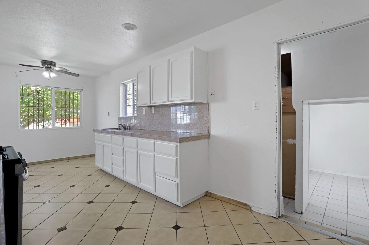 3529 Sierra Madre