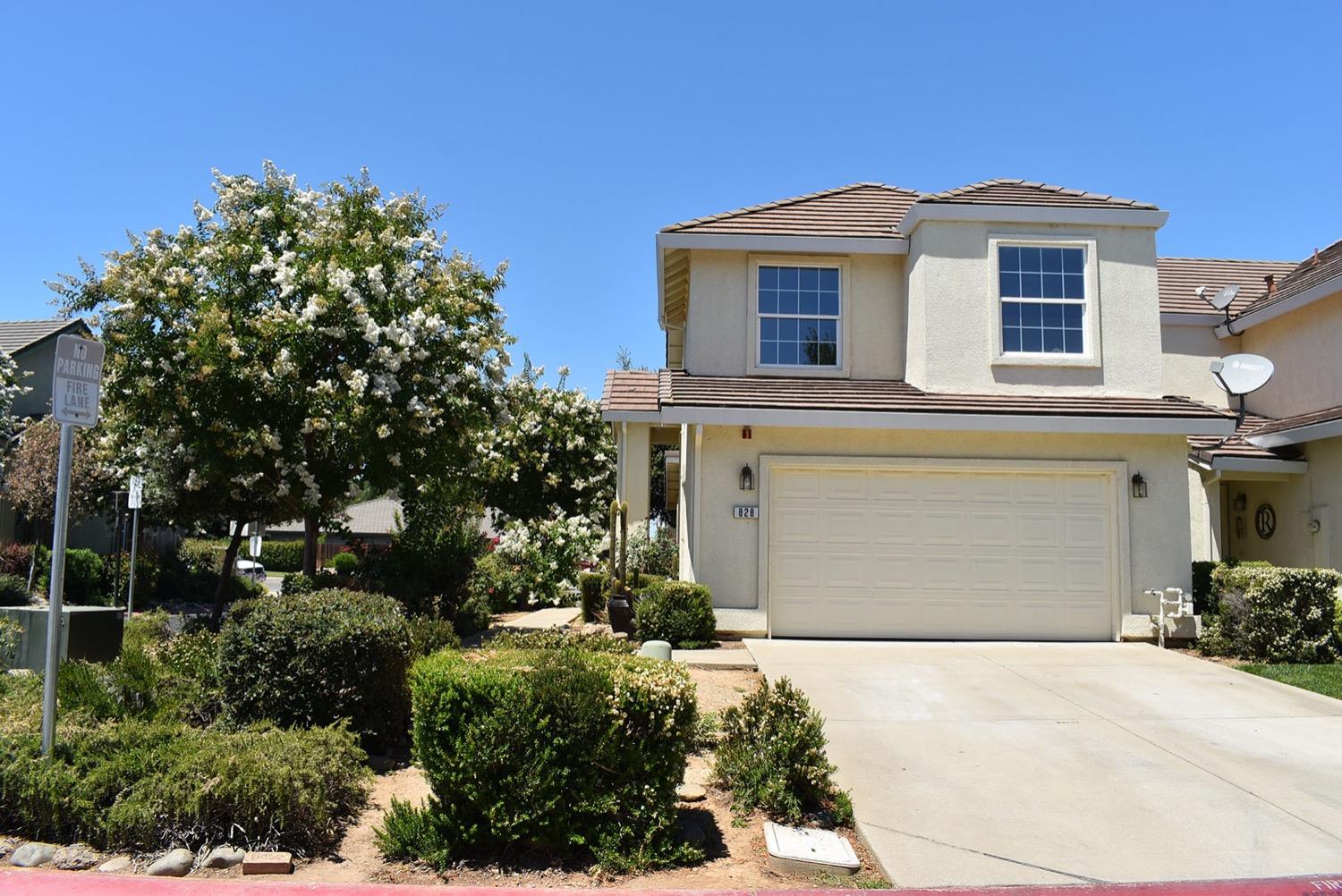 828 Lupine Court