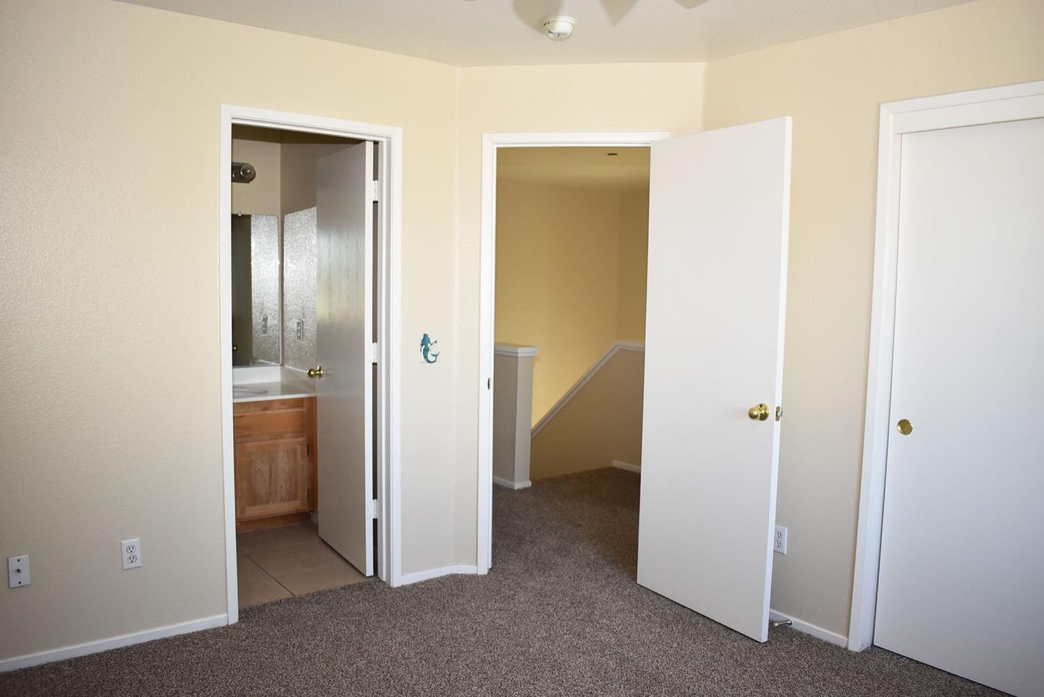 828 Lupine Court