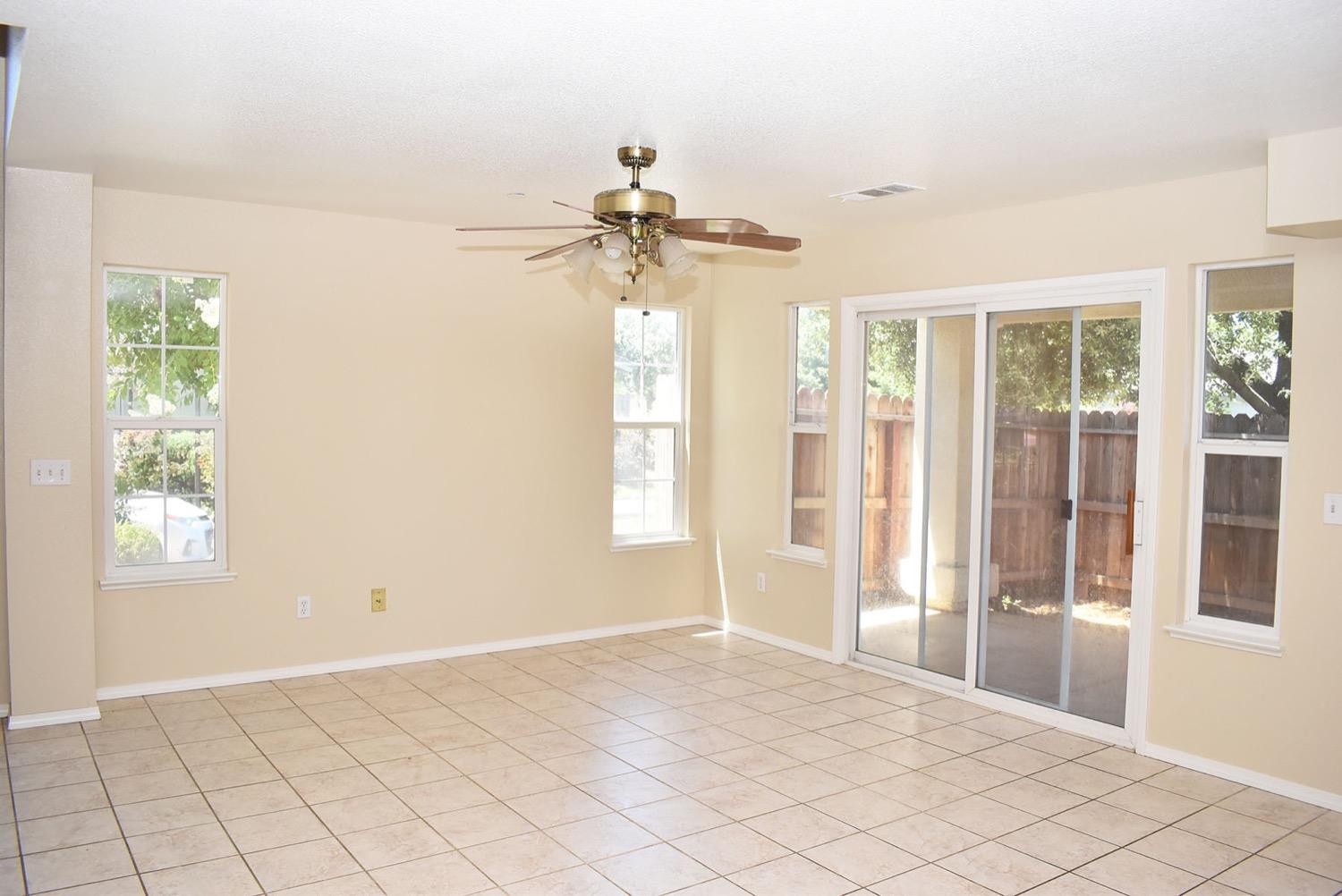 828 Lupine Court