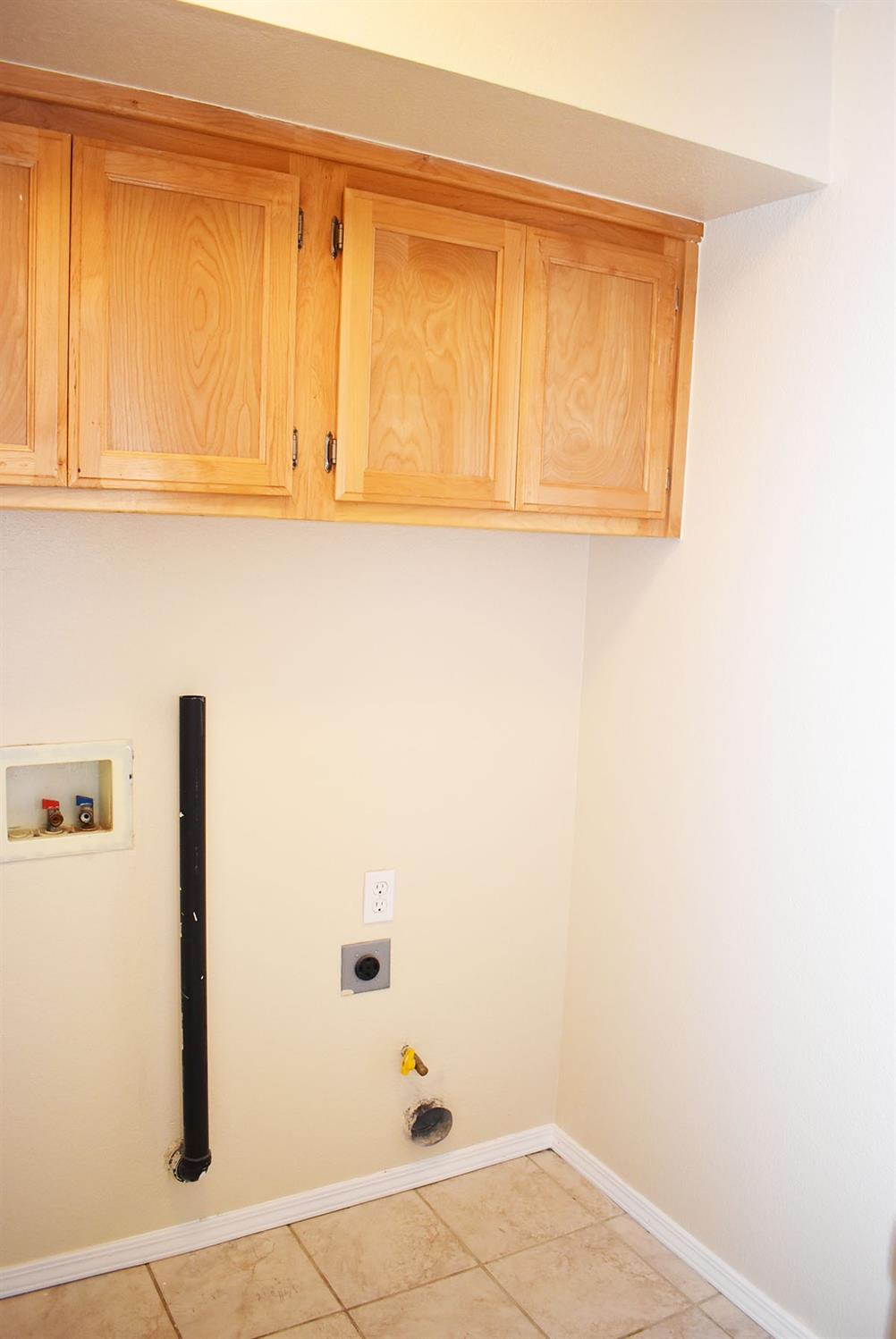 828 Lupine Court