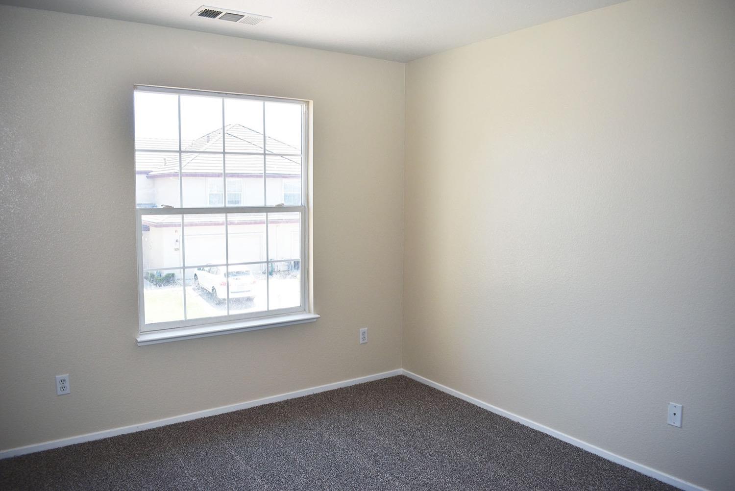 828 Lupine Court