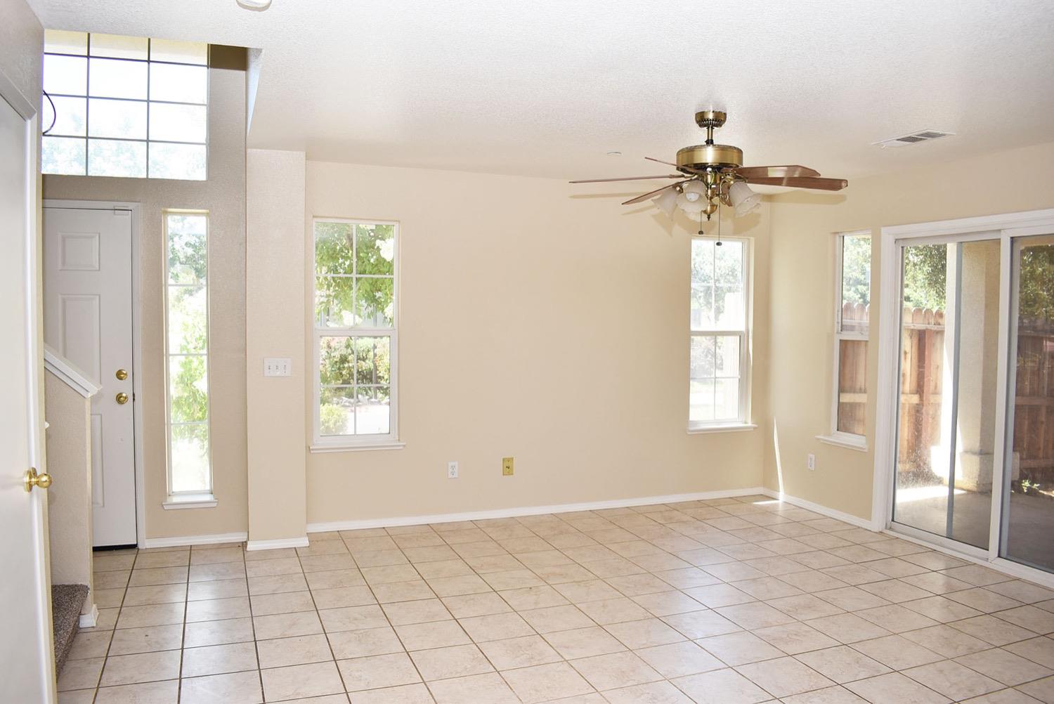 828 Lupine Court