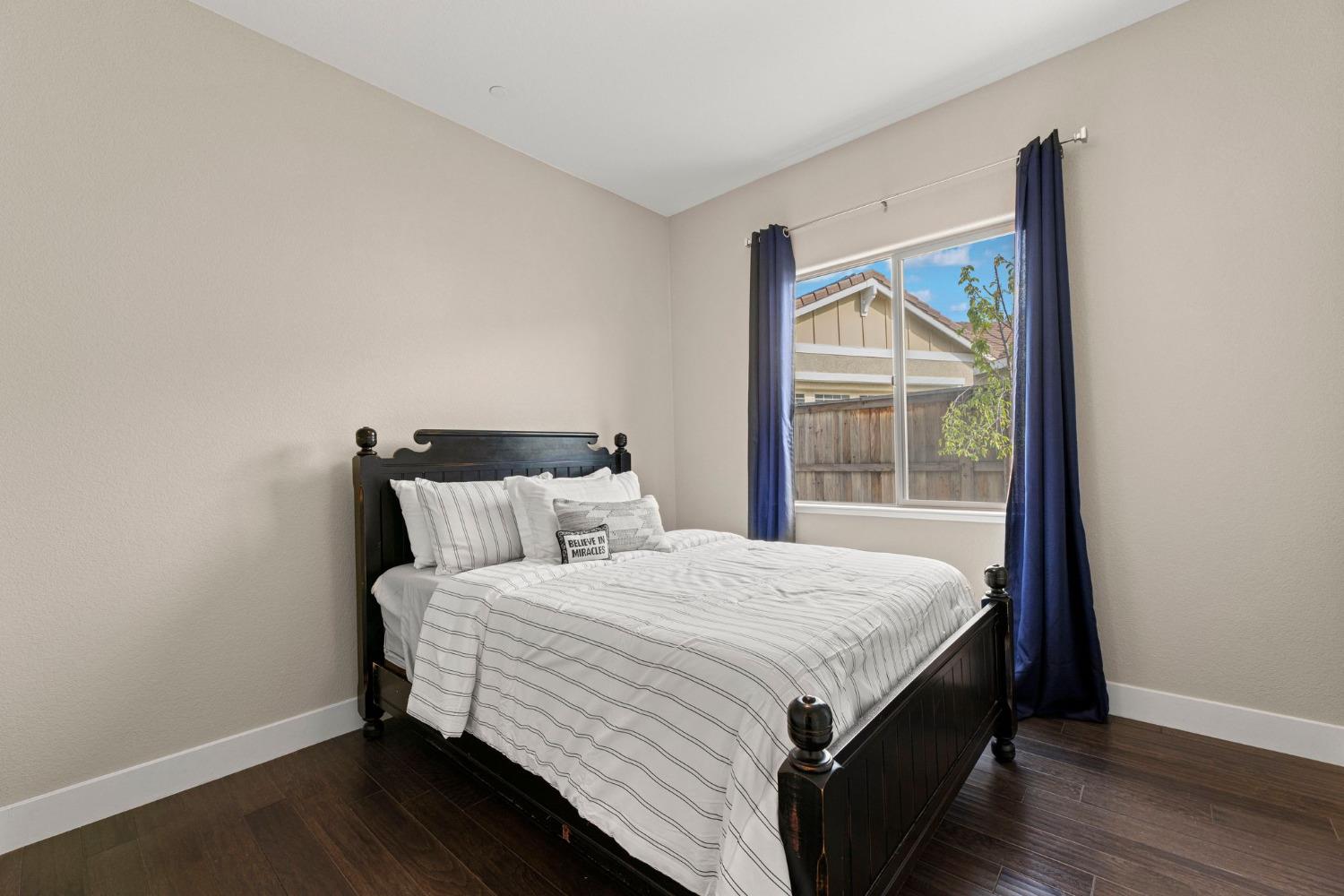 9104 Plympton Loop