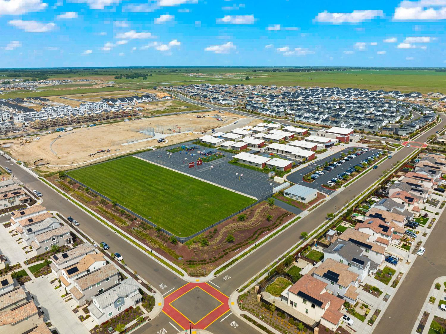 9104 Plympton Loop