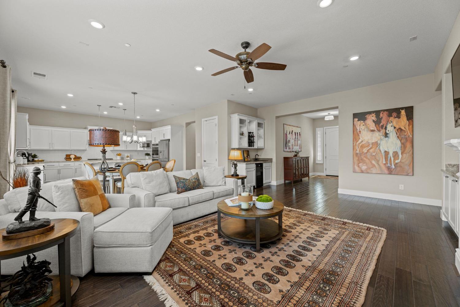 9104 Plympton Loop