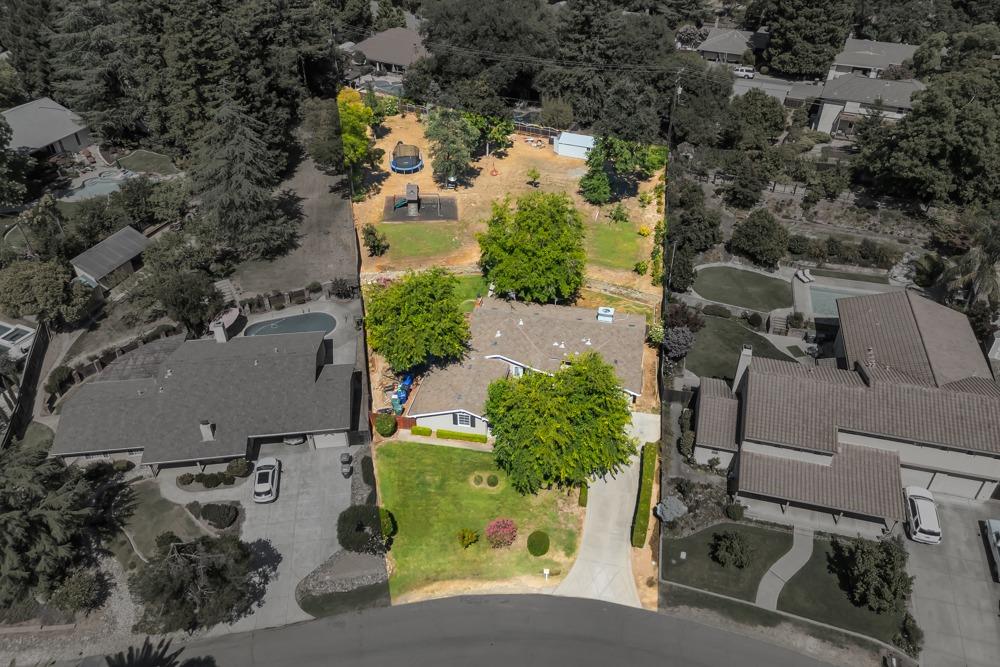 3534 Altamont