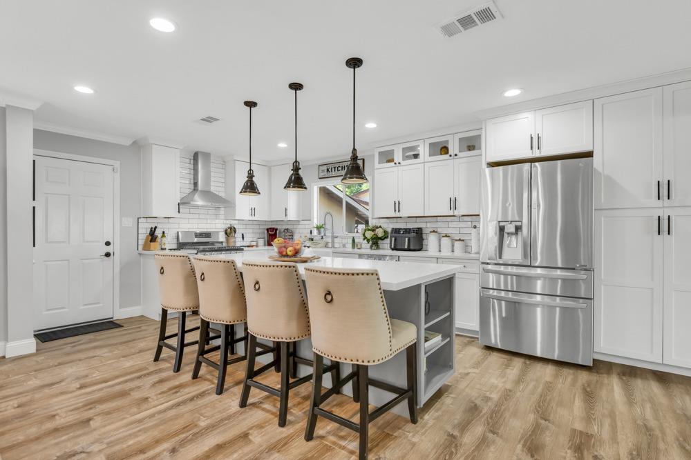 3534 Altamont