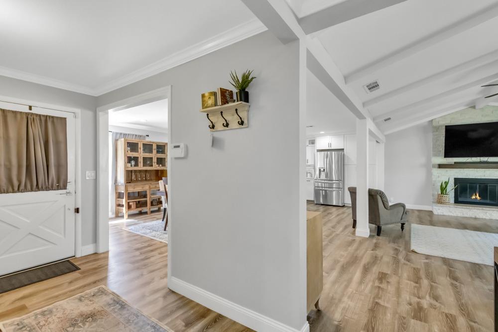 3534 Altamont