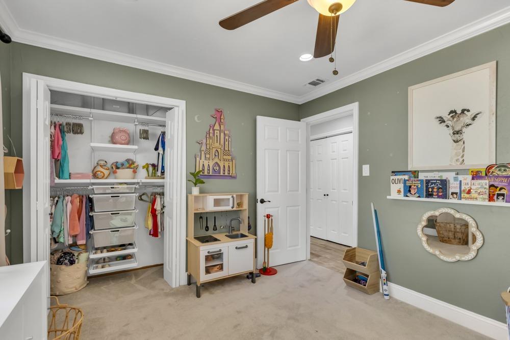 3534 Altamont