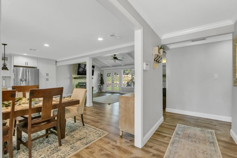 3534 Altamont
