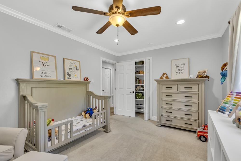 3534 Altamont