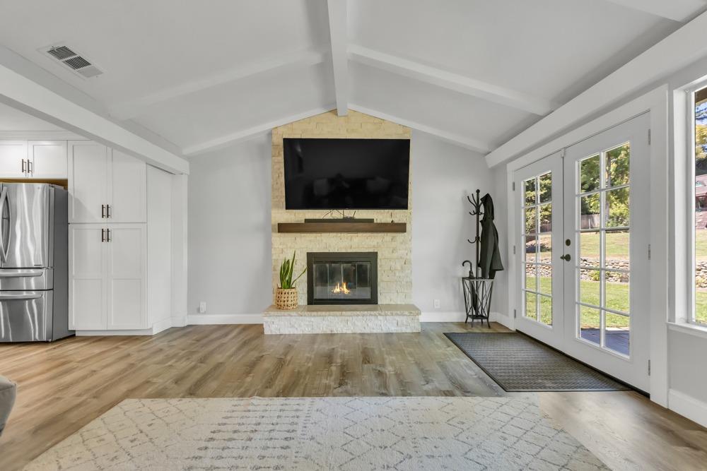 3534 Altamont