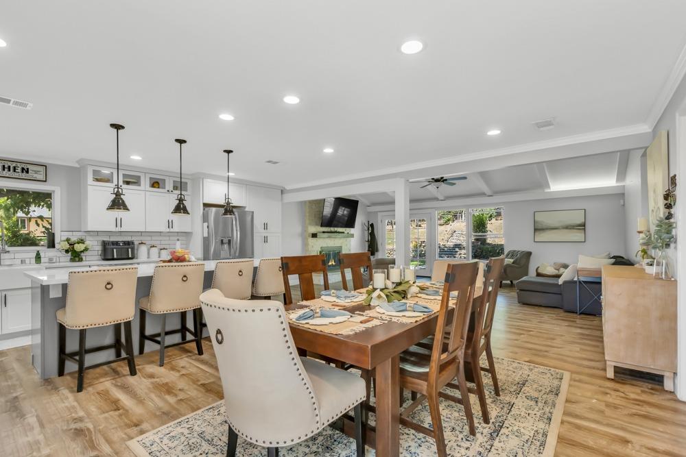 3534 Altamont