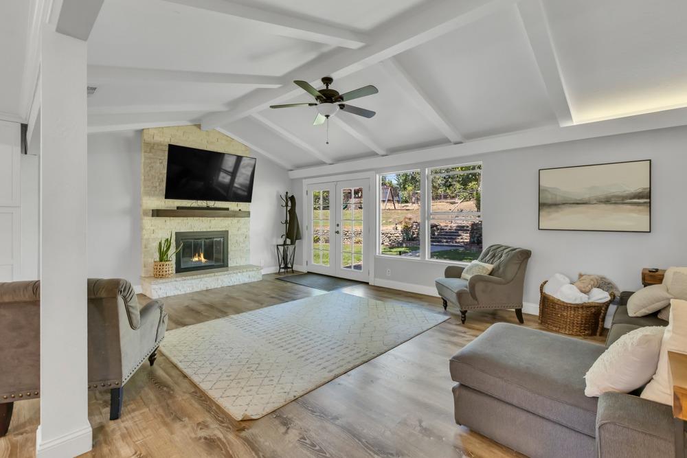 3534 Altamont