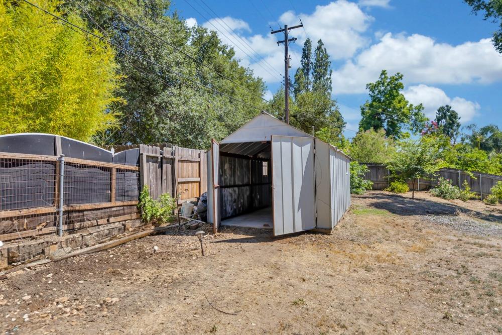3534 Altamont