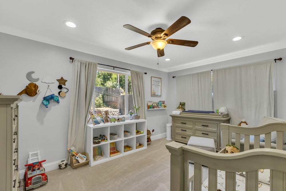 3534 Altamont
