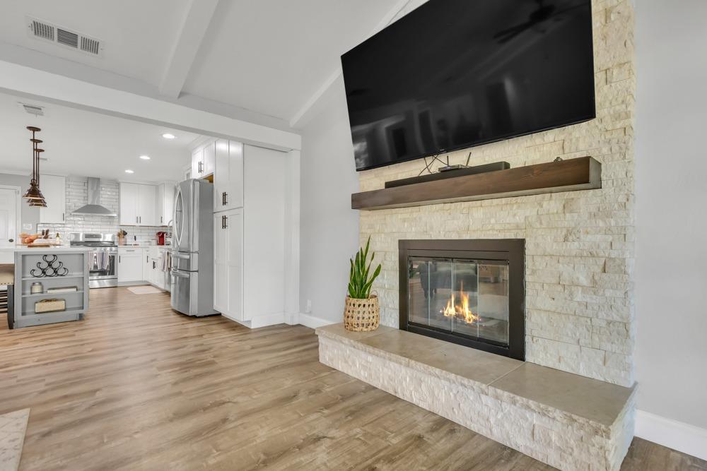 3534 Altamont