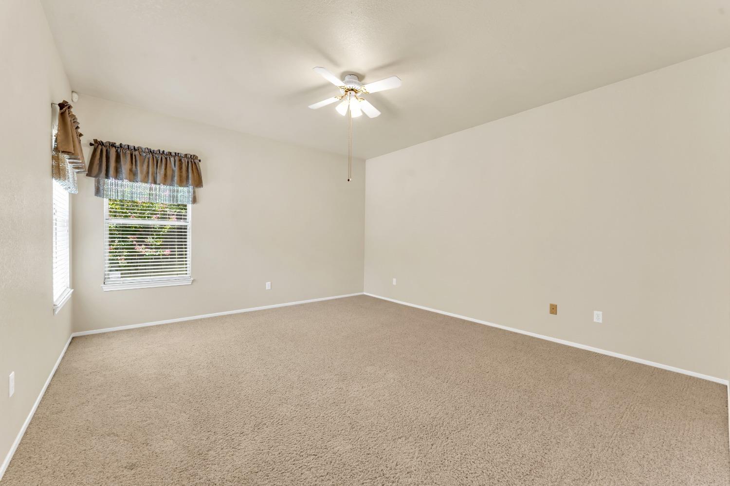 368 Emerald Oak Drive
