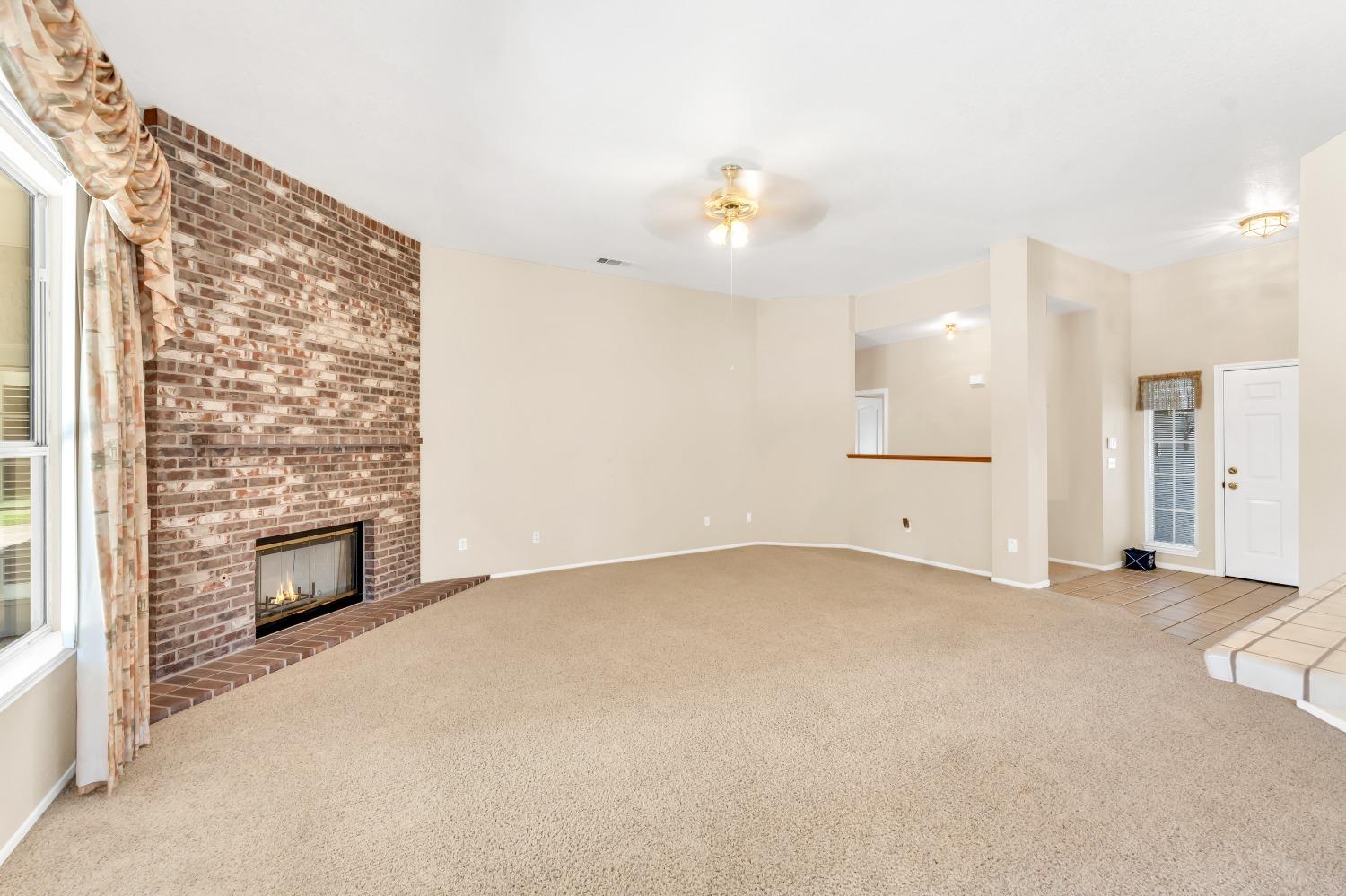 368 Emerald Oak Drive