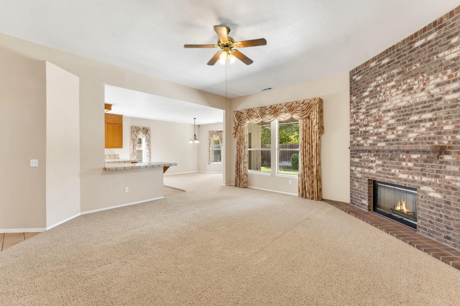 368 Emerald Oak Drive