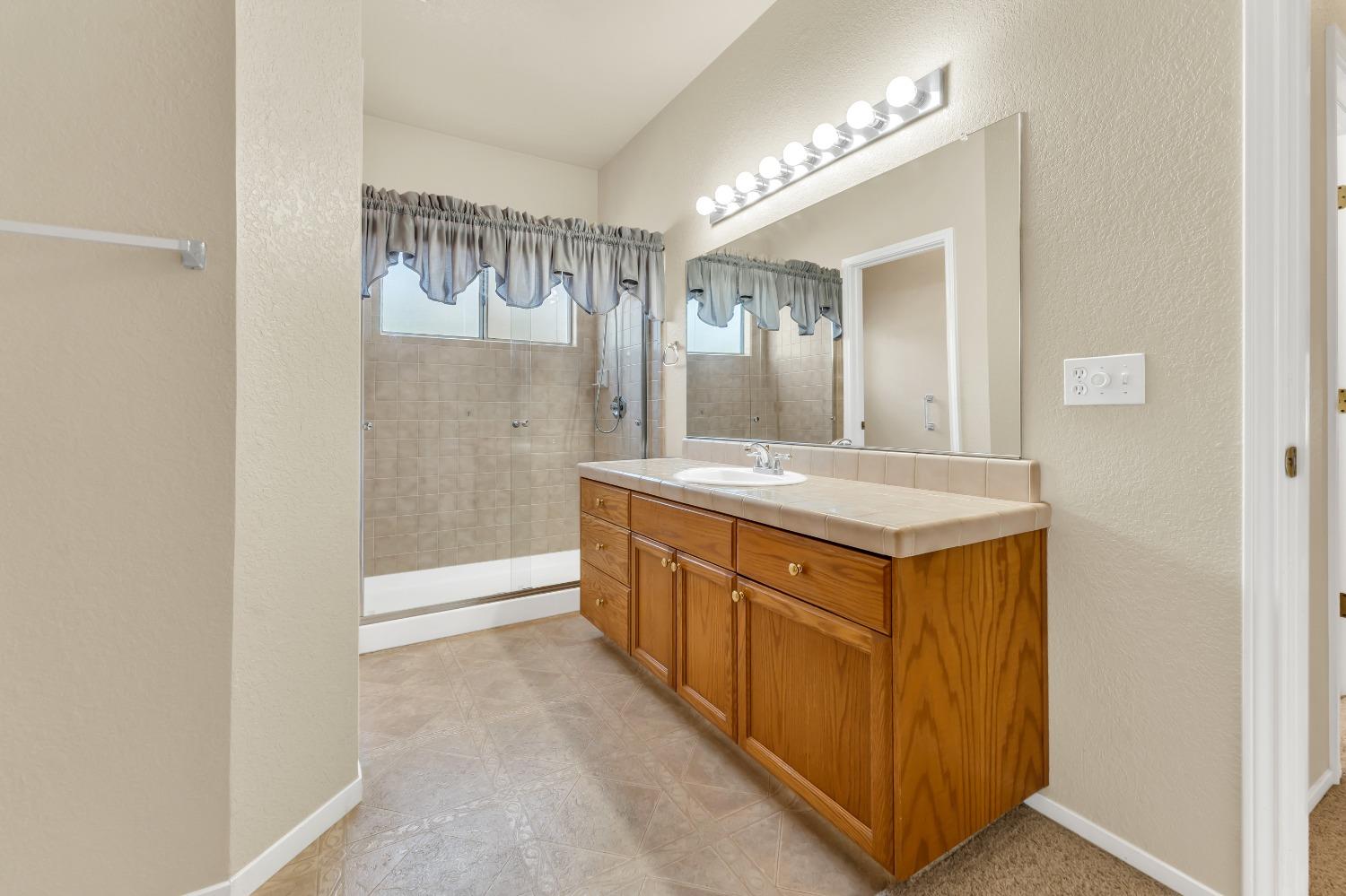 368 Emerald Oak Drive