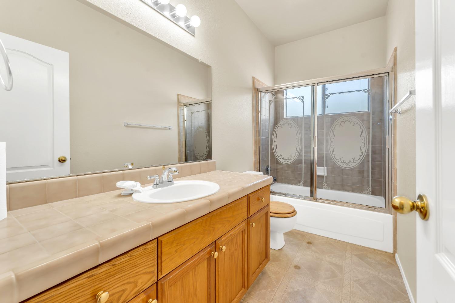 368 Emerald Oak Drive