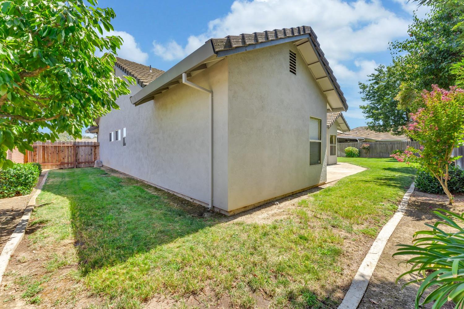 368 Emerald Oak Drive