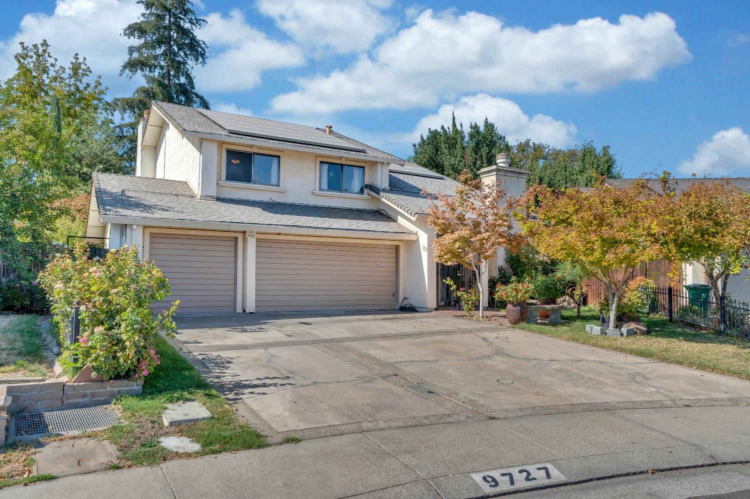9727 Majestic Lane