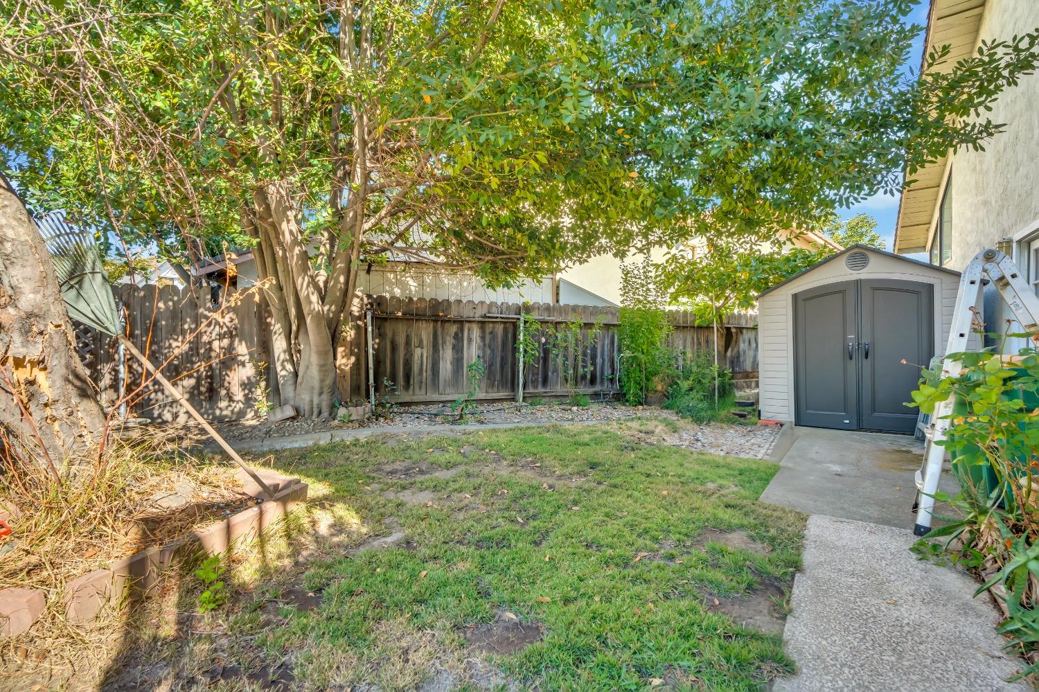 9727 Majestic Lane