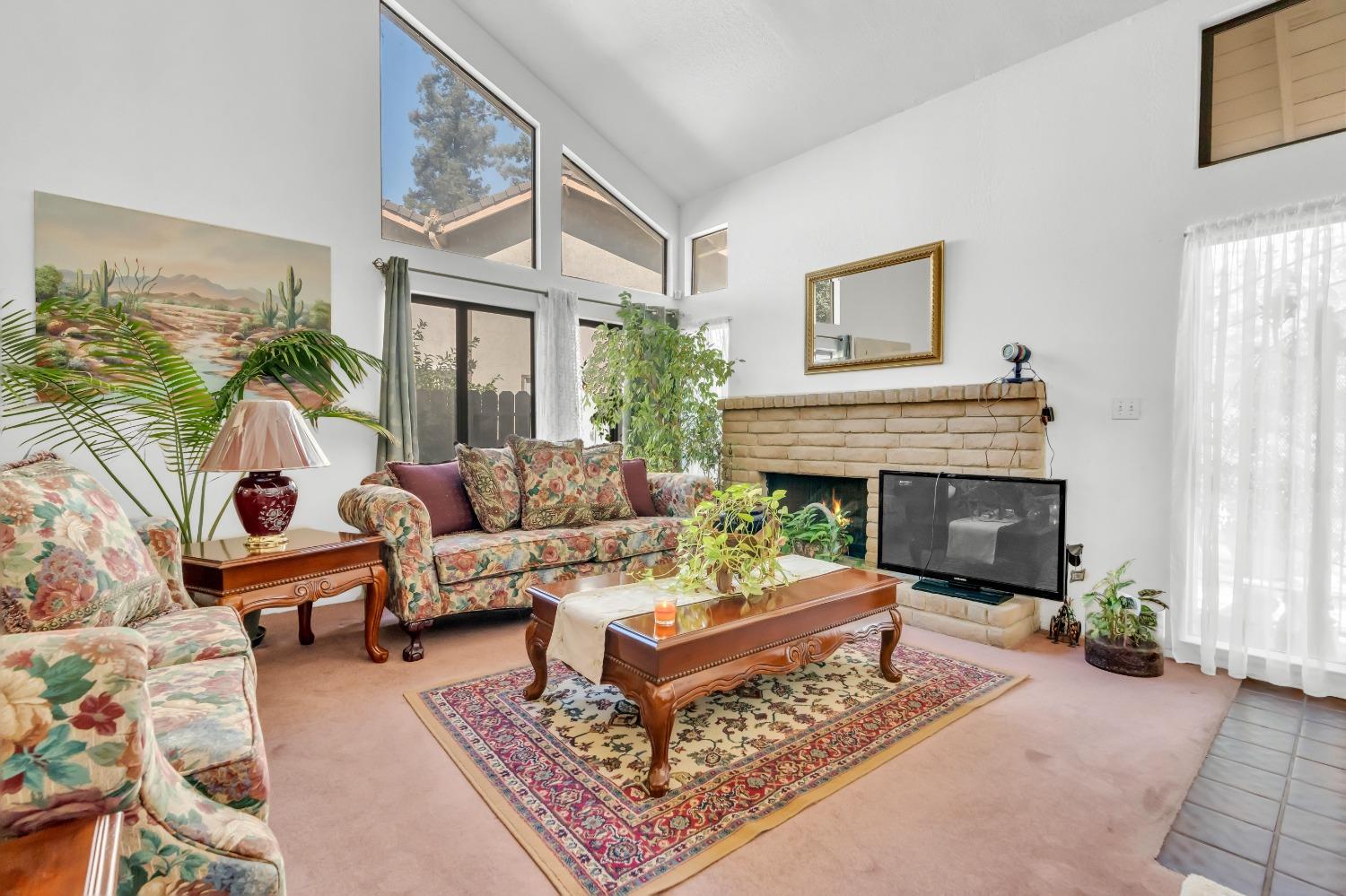 9727 Majestic Lane