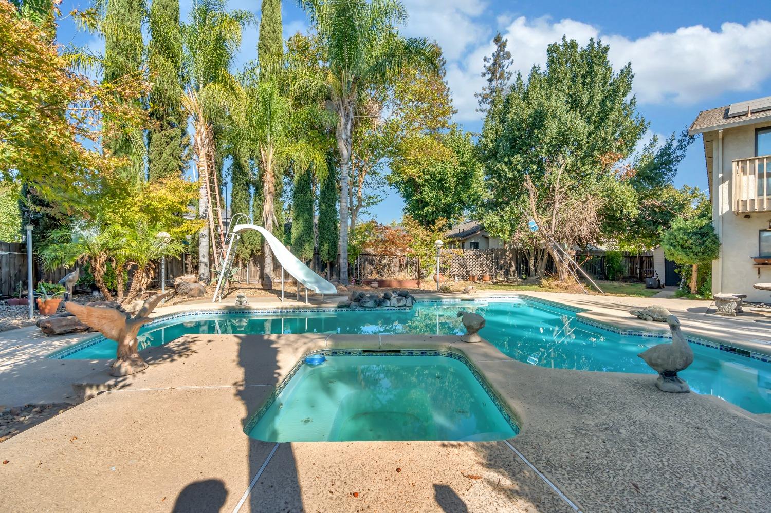 9727 Majestic Lane