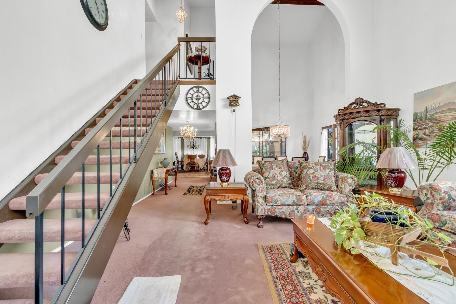 9727 Majestic Lane