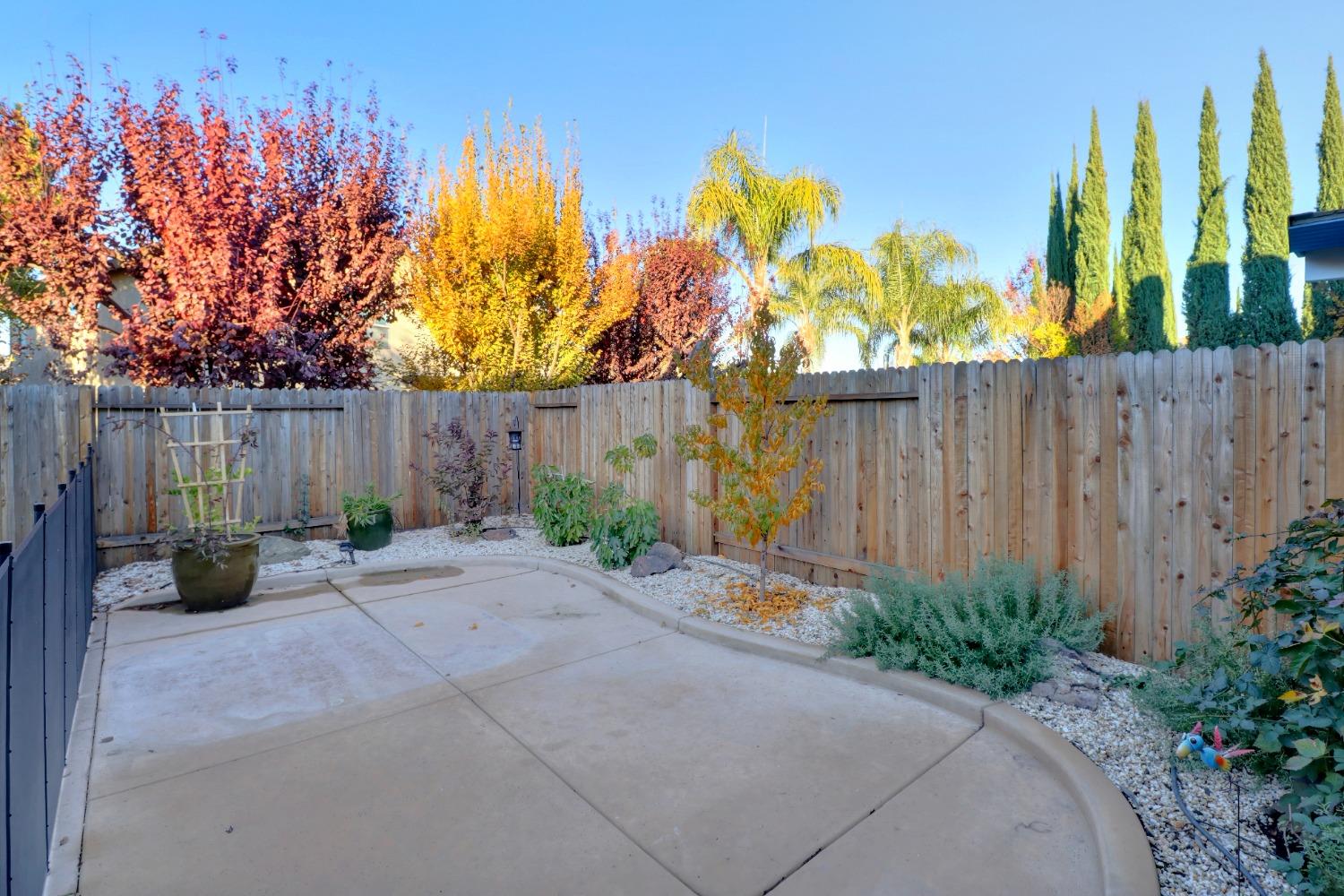 1609 Red Squirrel Street