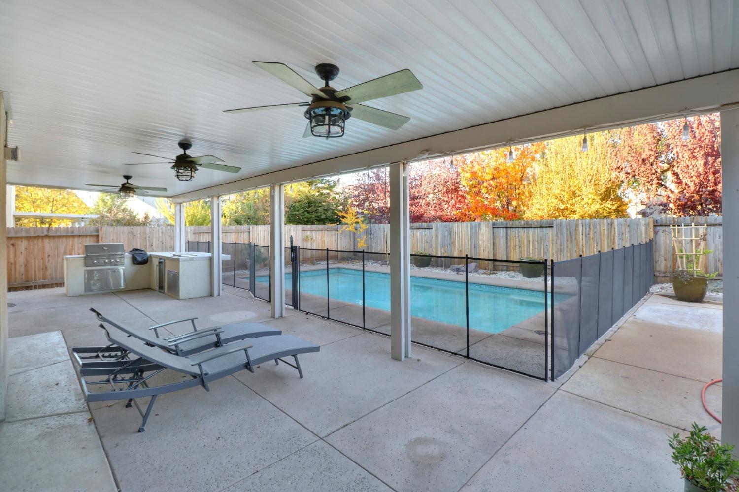 1609 Red Squirrel Street