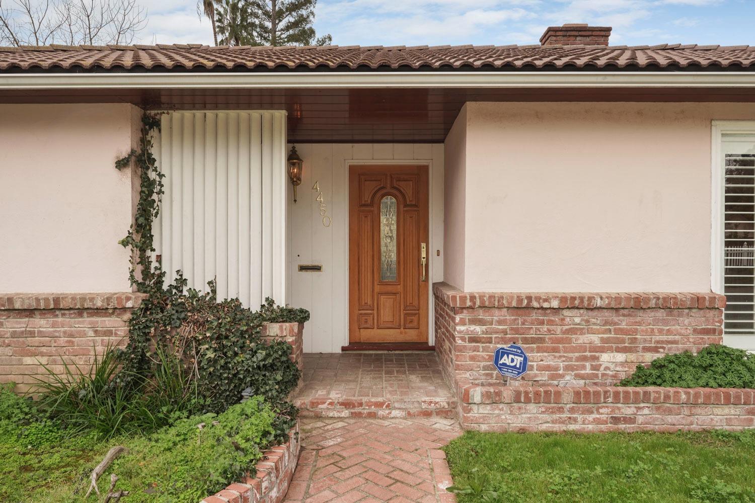 4450 Mead Avenue