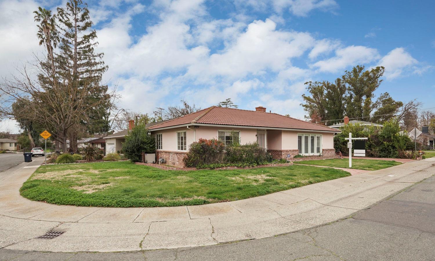 4450 Mead Avenue