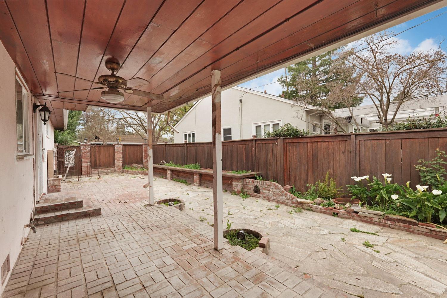 4450 Mead Avenue