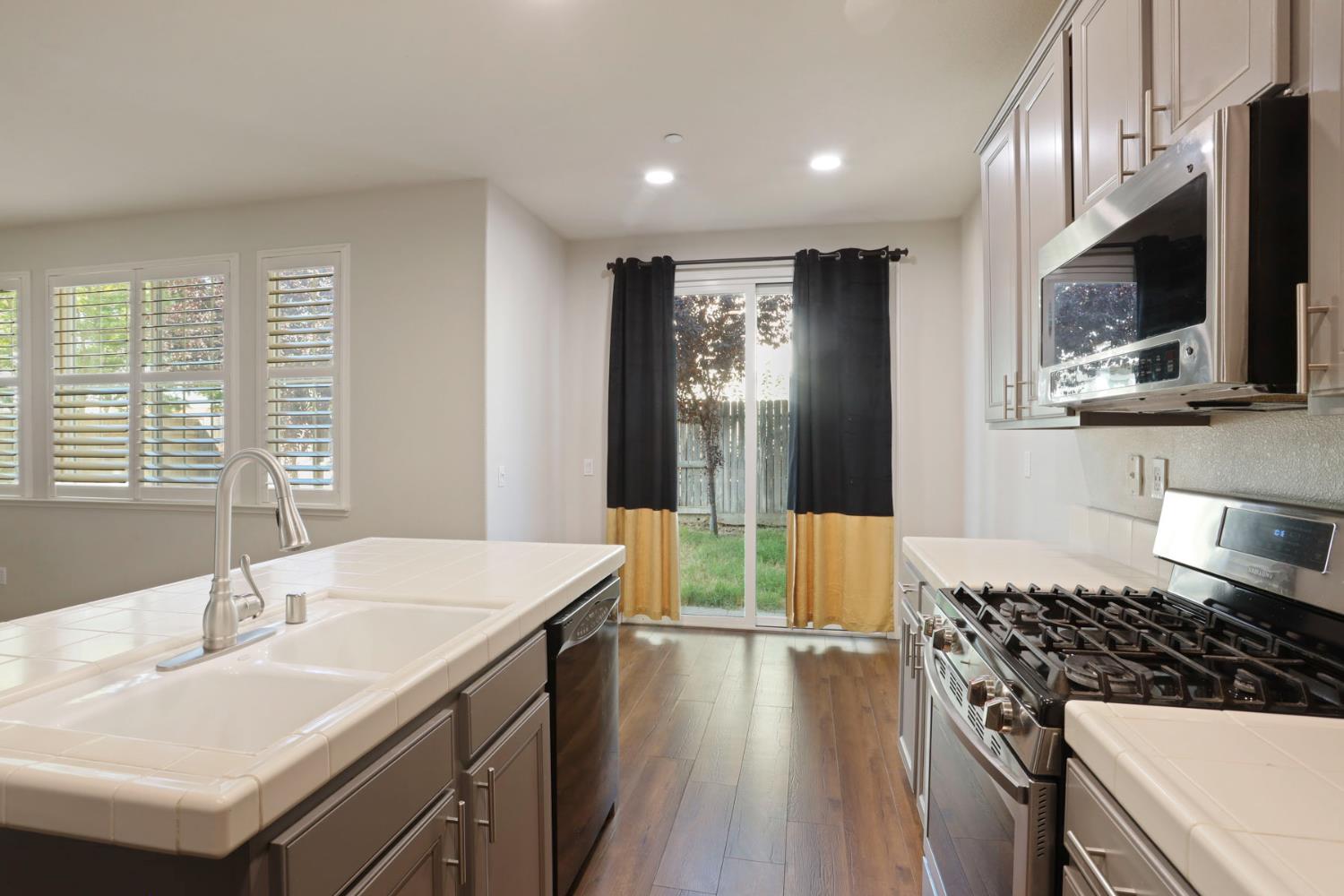 7515 Sheldon Road 4103