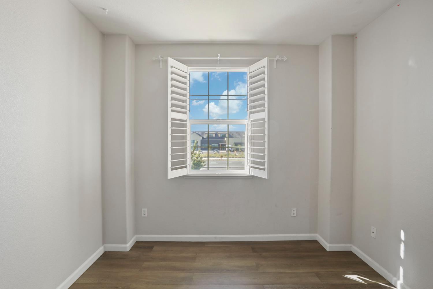 7515 Sheldon Road 4103