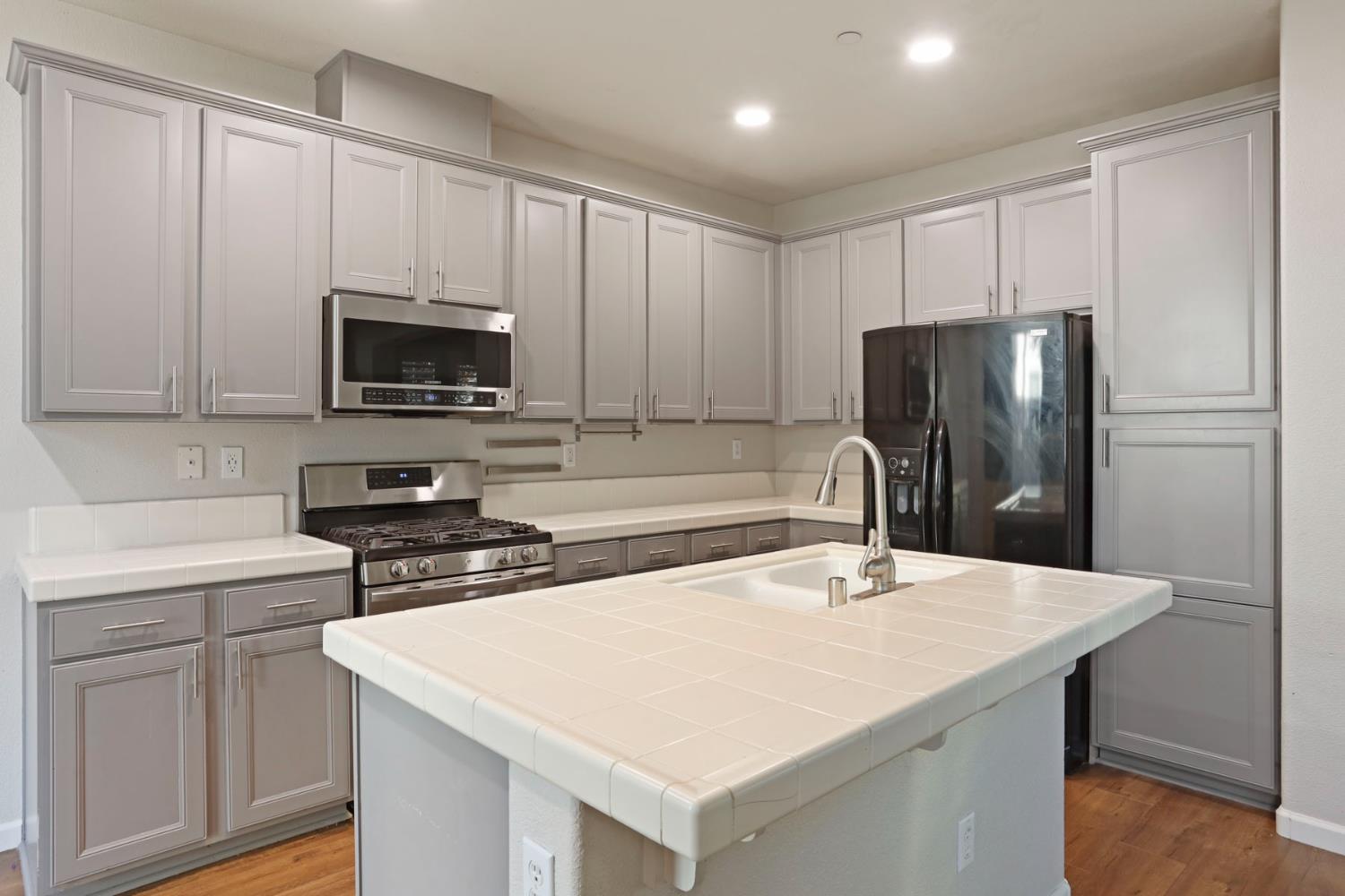 7515 Sheldon Road 4103