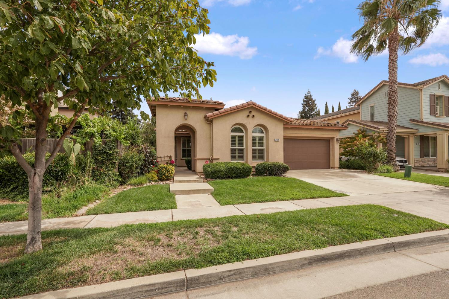 2454 Legacy Way