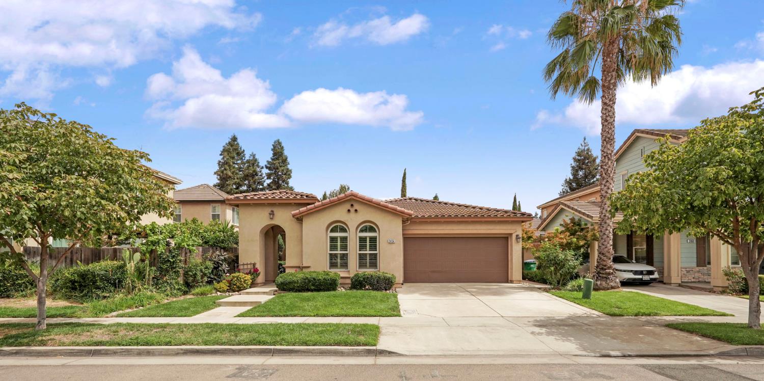 2454 Legacy Way