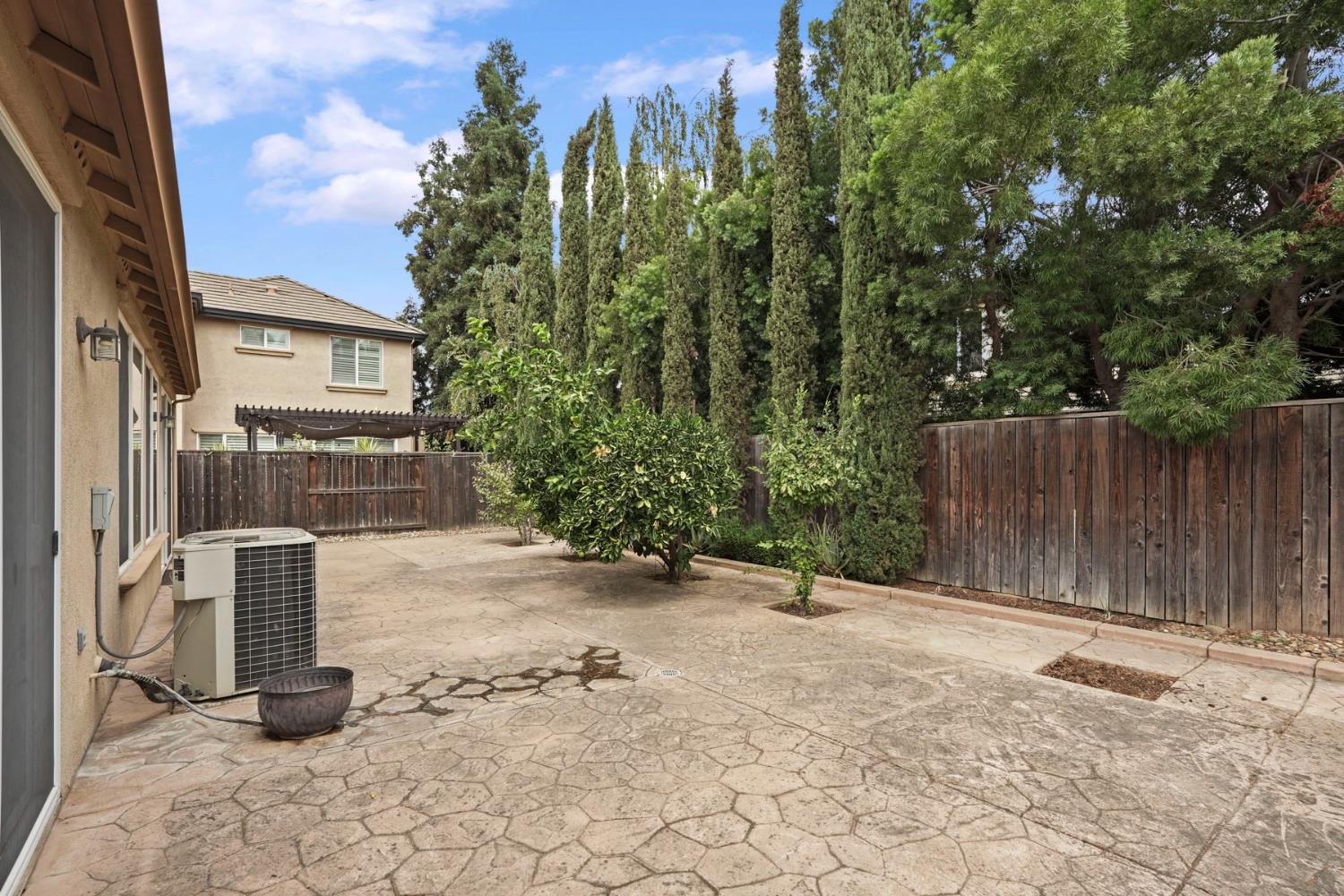 2454 Legacy Way