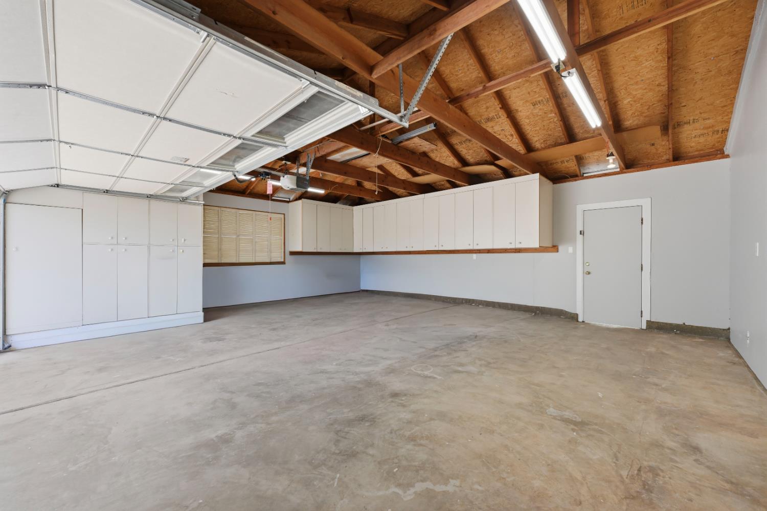 3020 Oakwood Road