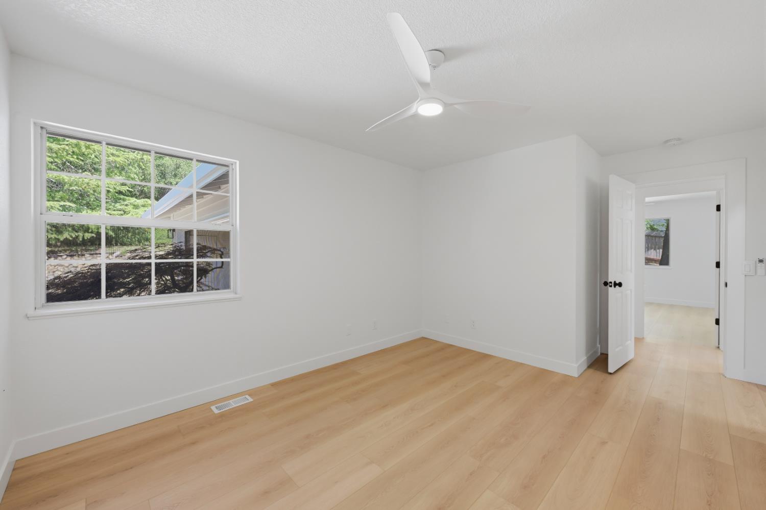 3020 Oakwood Road