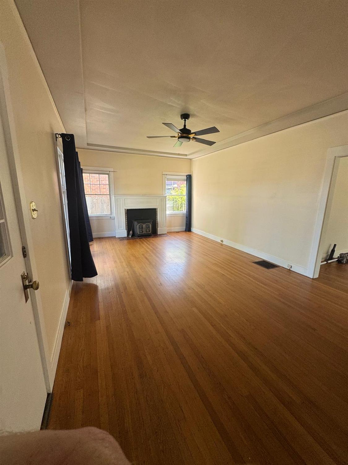 52 W Adams Street