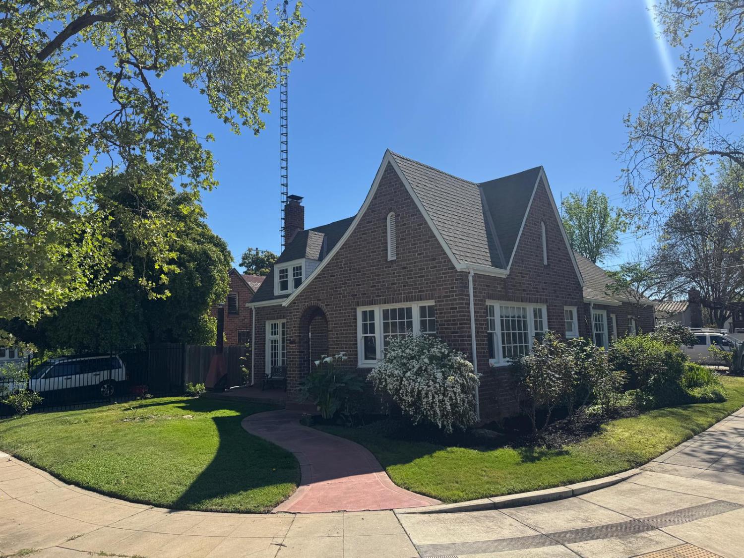 52 W Adams Street