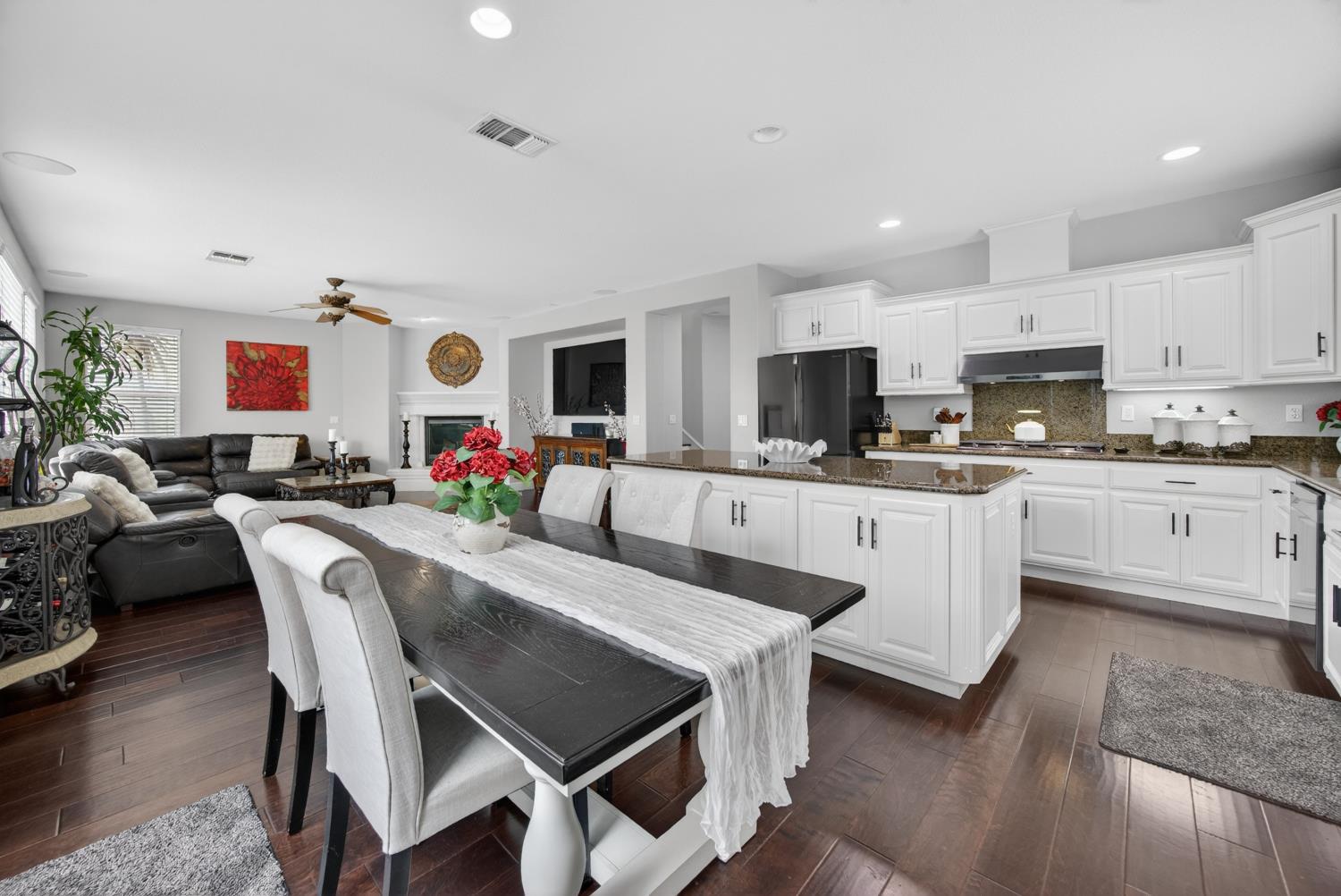 552 Denier Court