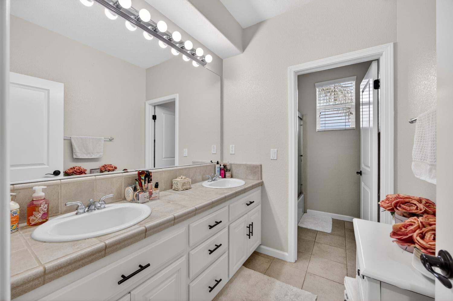 552 Denier Court